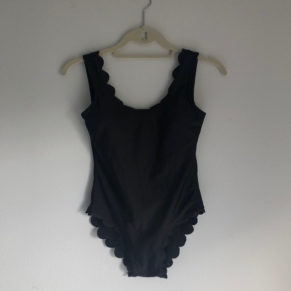 Scalloped Swimwear - Picture 1 of 2